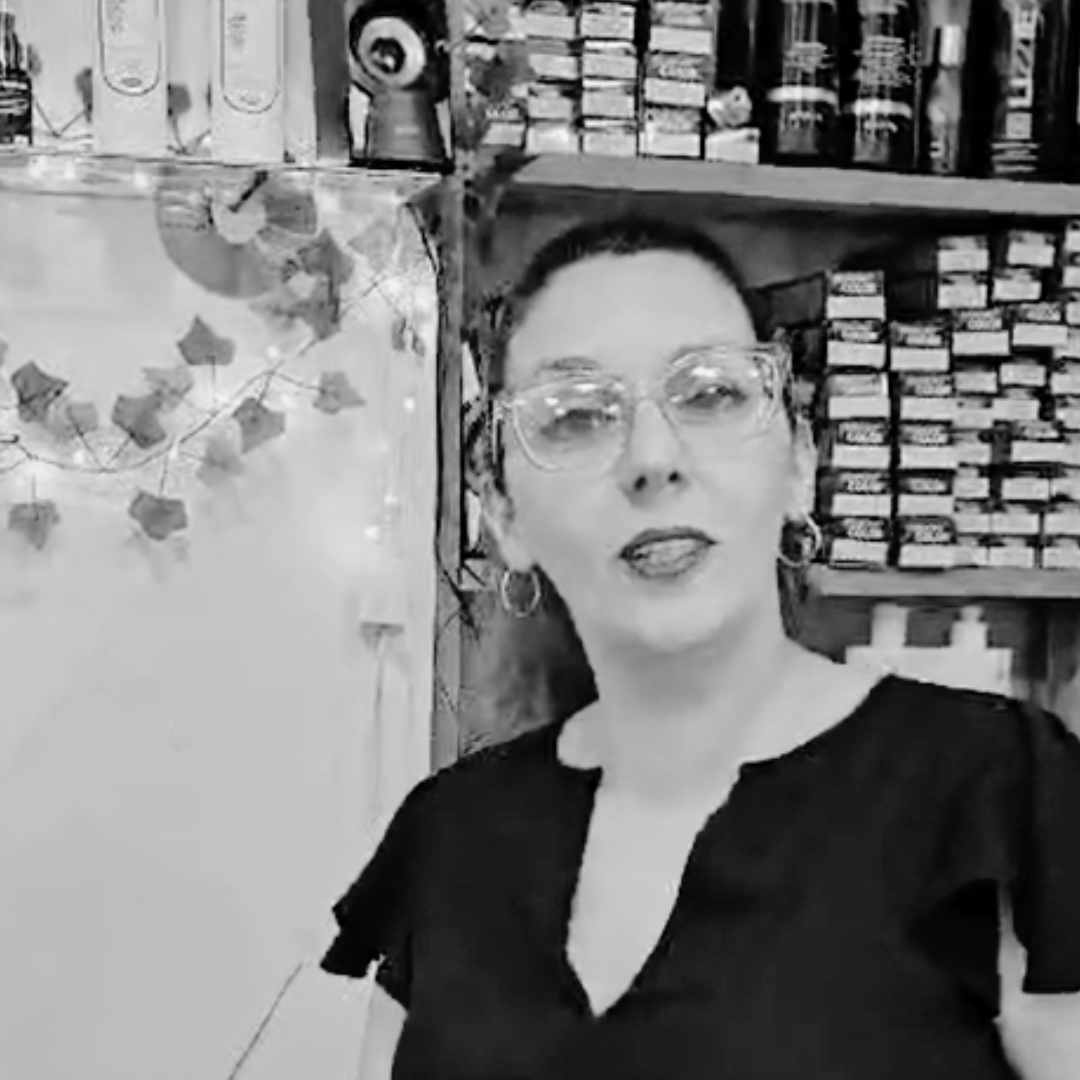 Jenifer Montiel, Estilista